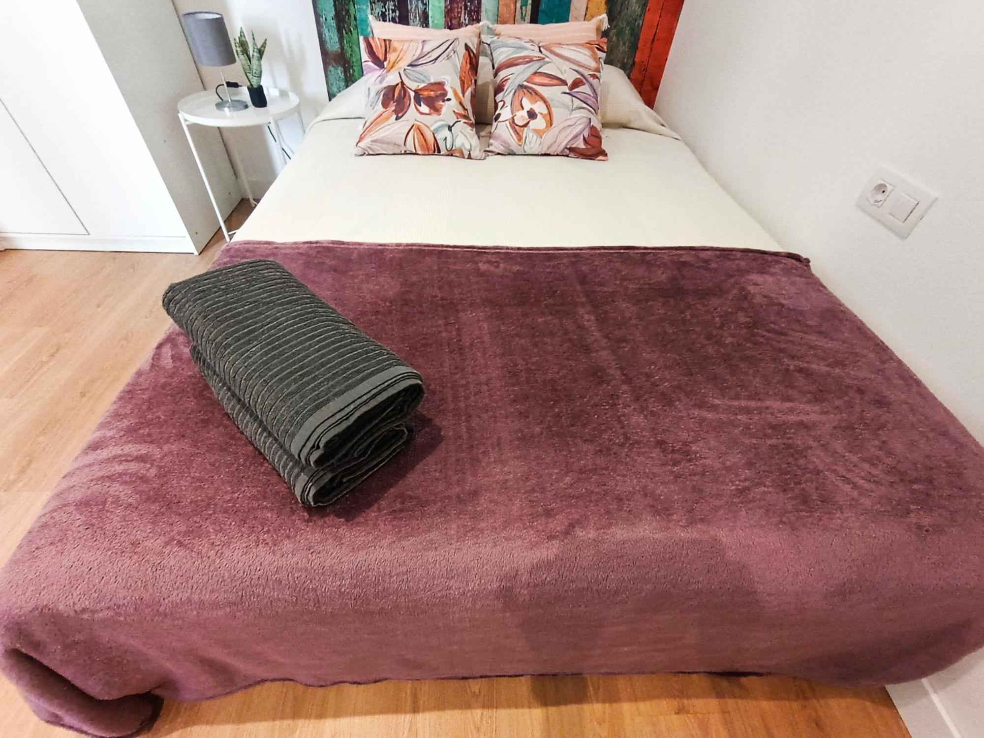 By Universitat Private Rooms Βαρκελώνη Εξωτερικό φωτογραφία